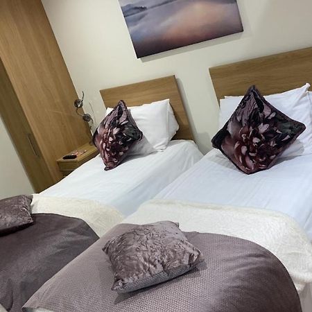 The Armada Inn Armoy Екстер'єр фото