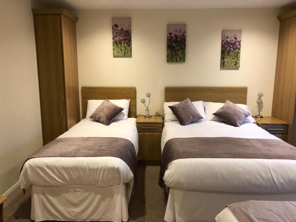 The Armada Inn Armoy Екстер'єр фото